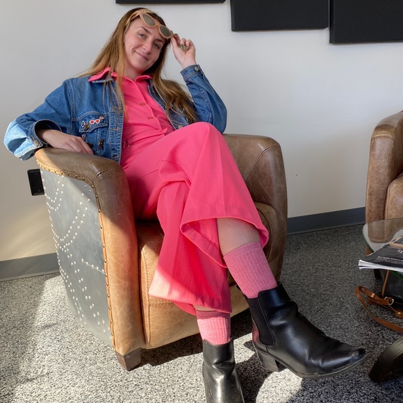 Meet your Posher, Amber - Picture 2 of 4